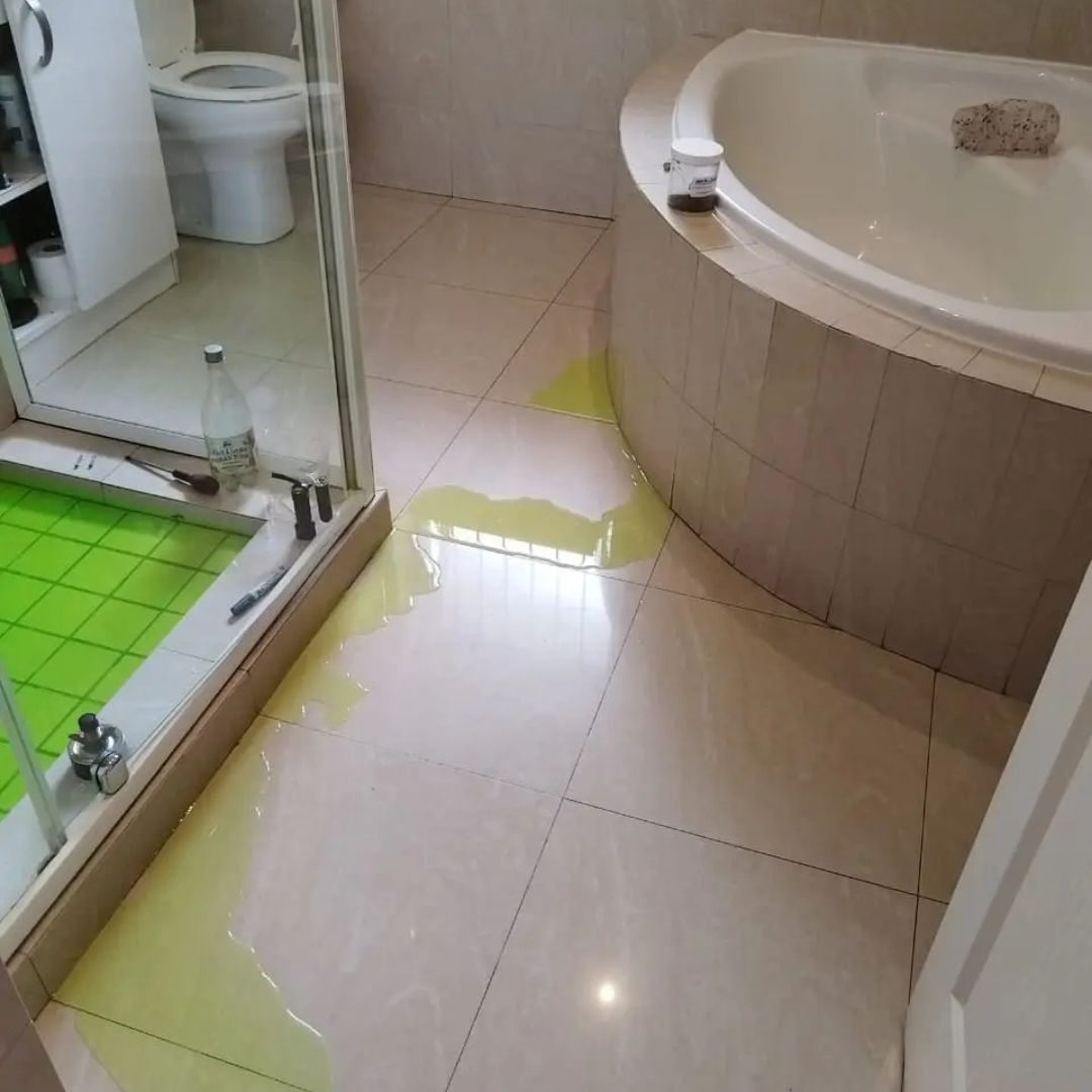 Water Flooding (and Dye) Test